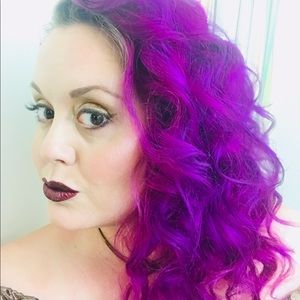 Meet your Posher, Avonell